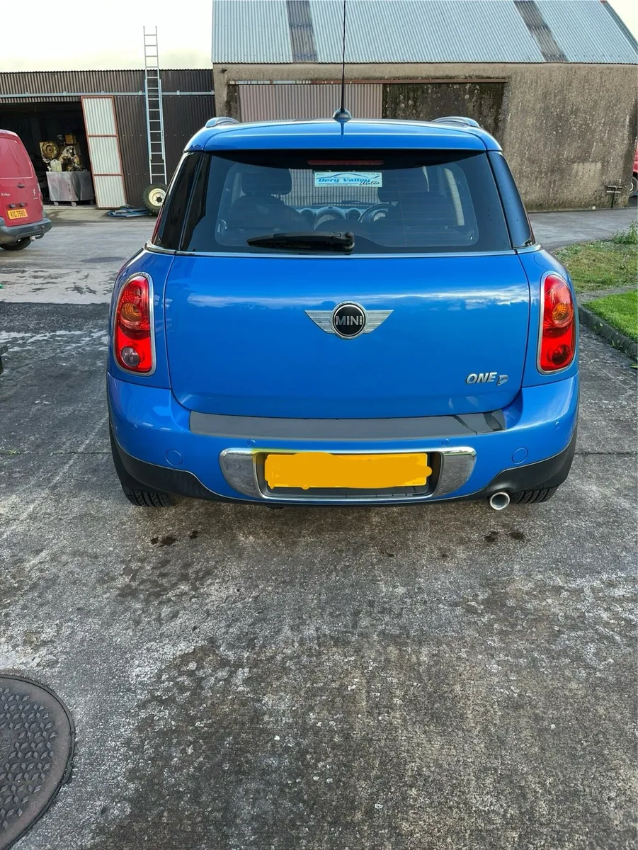 2012 MINI COUNTRYMAN ONE D - Image 4