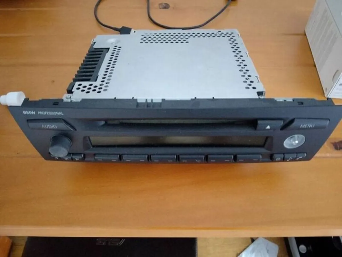 Cd73 Bmw Radio