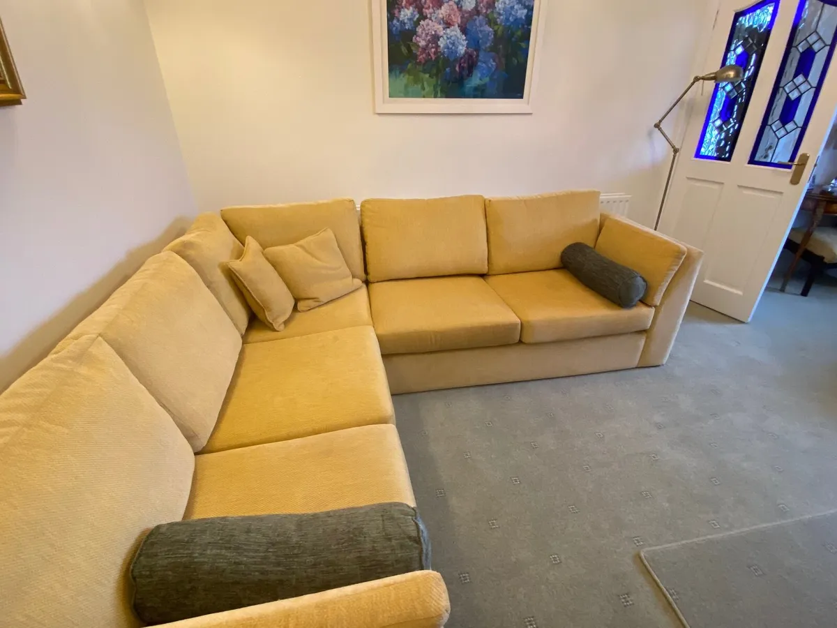 Corner sofa - Image 1