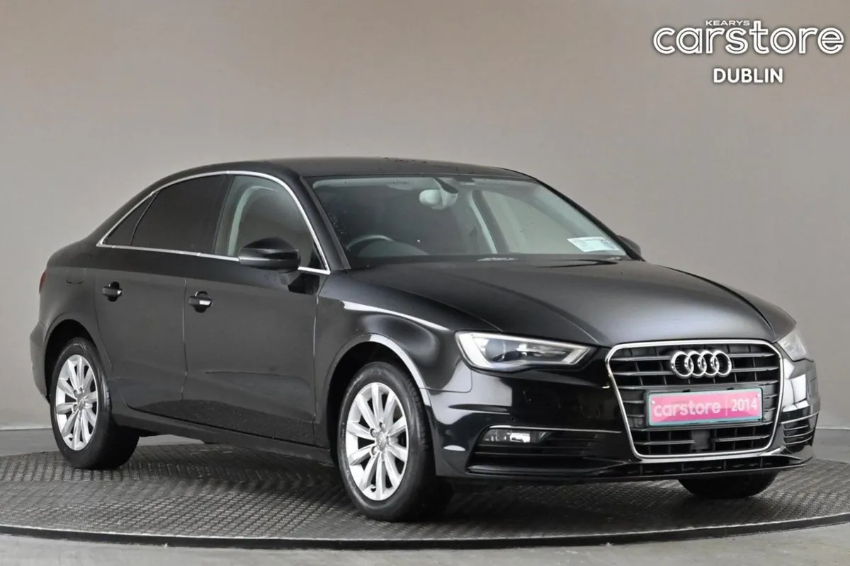 Audi A3 1.4 Tfsi S-tronic 4DR  reverse Cam park S - Image 1