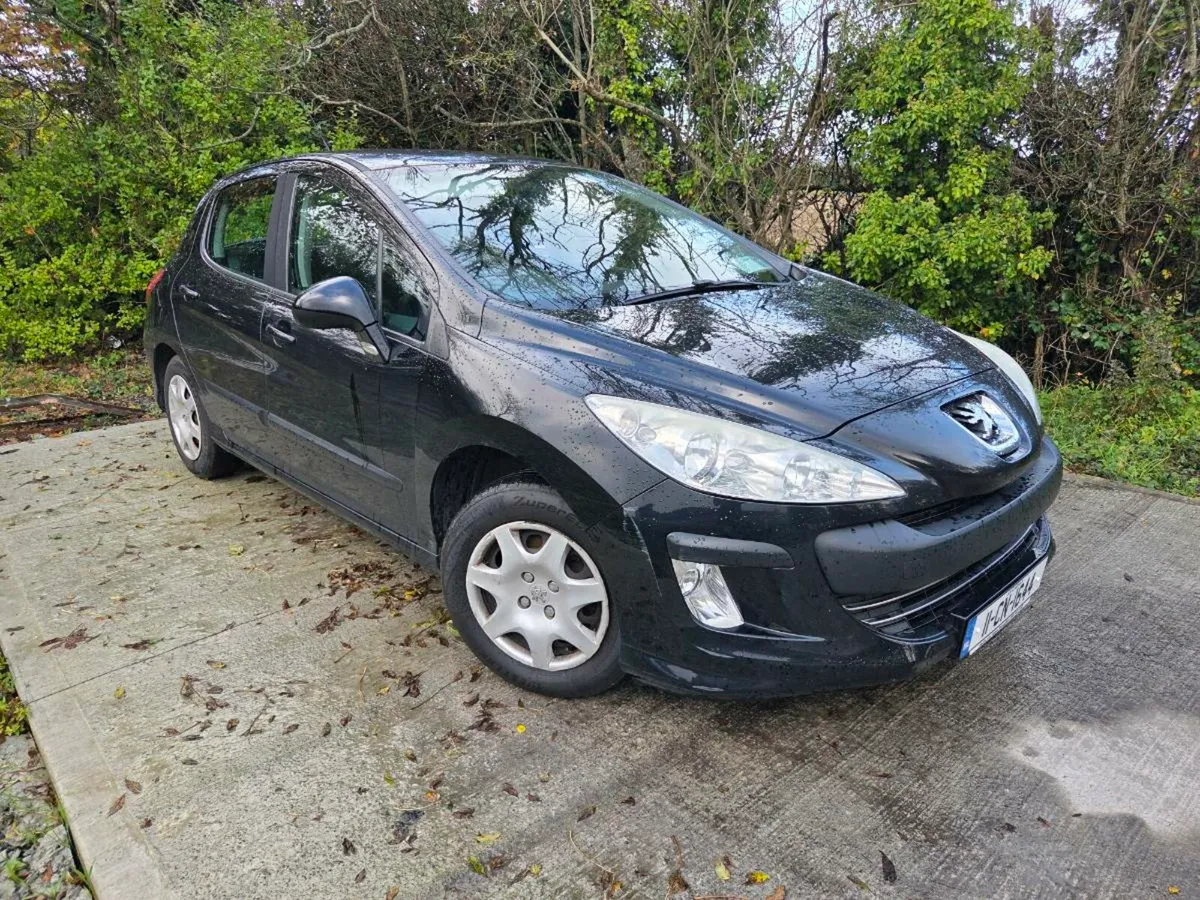 2011 Peugeot 308 - Image 2