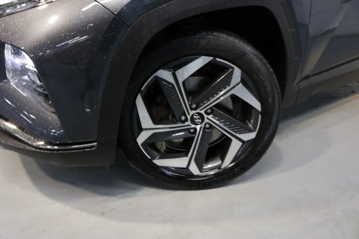 Hyundai Tucson Hybrid Executive Plus 1.6l Petrol - Image 3