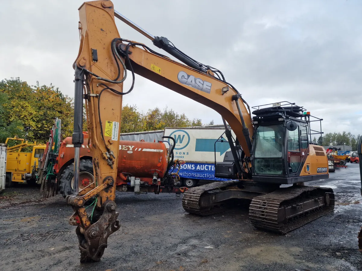2016 Case CX210D Excavator - Image 1