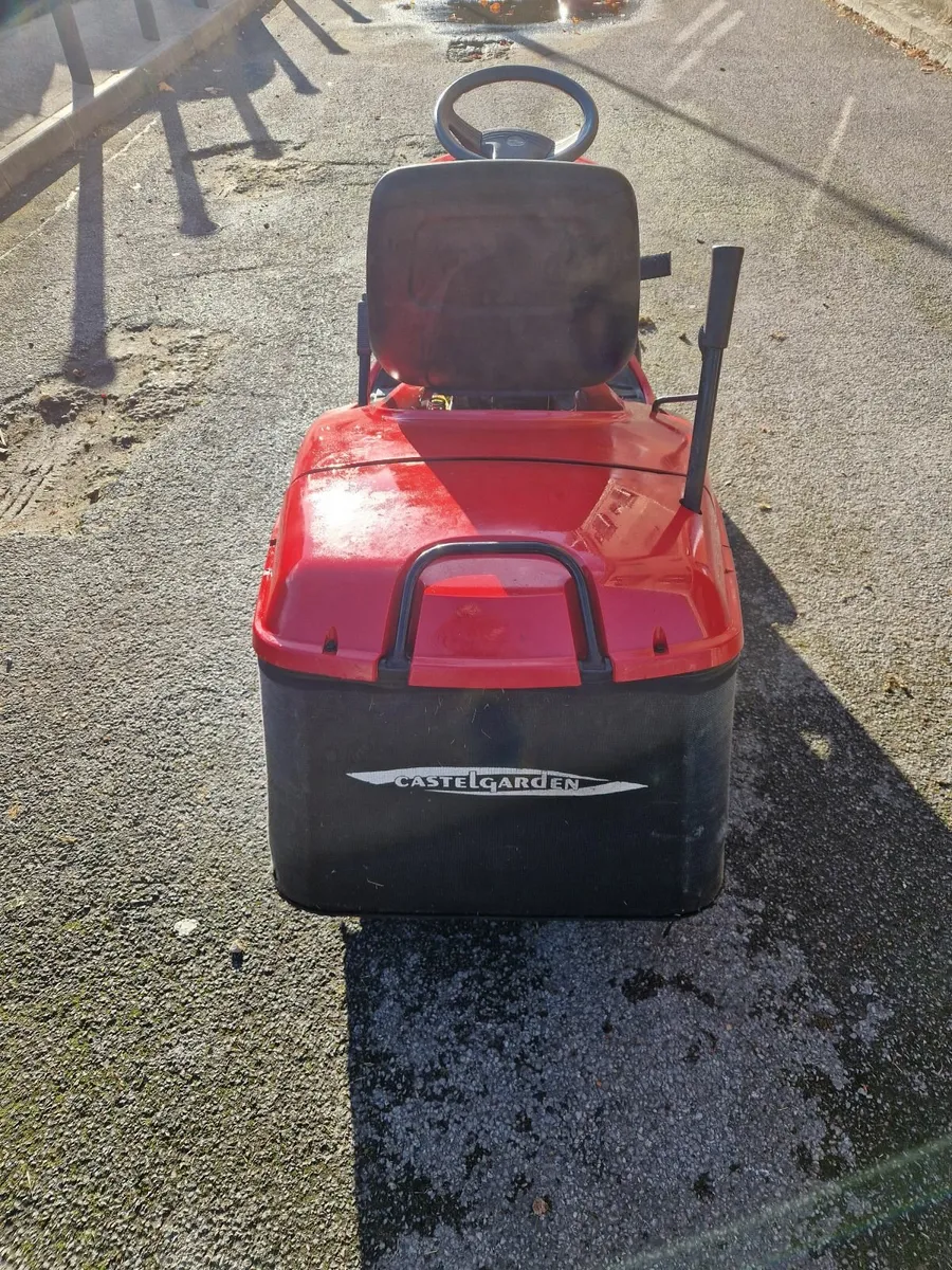 Castlegarden Rideon Lawnmower - Image 3