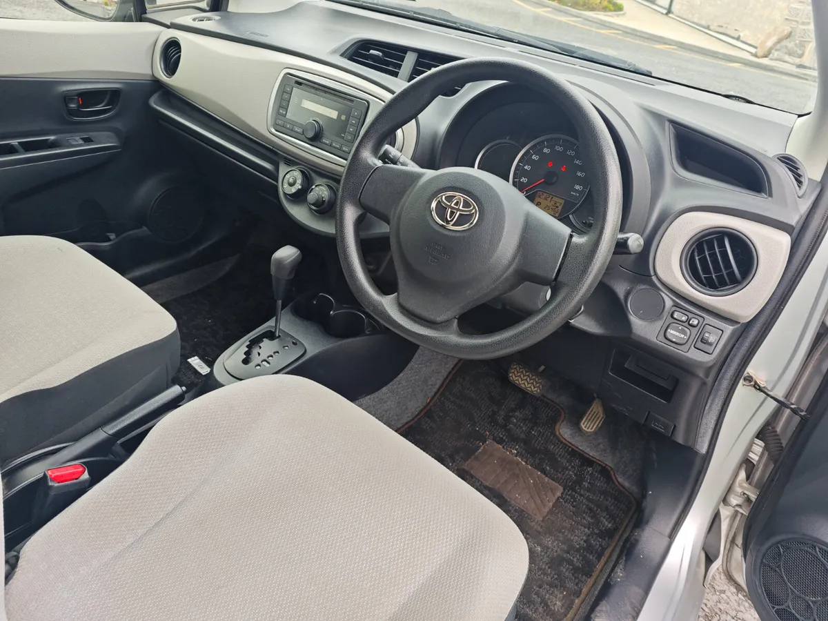 Toyota Vitz 2012 1.33 Dual VVT-i 4 x 4 only 36km - Image 2