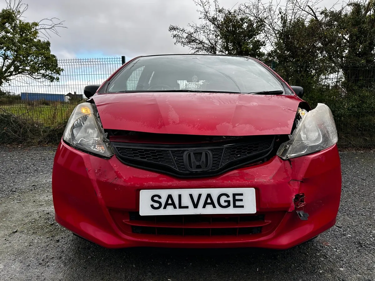151’ Honda Jazz 1.2 MANUAL ONLY 61KM - Image 2