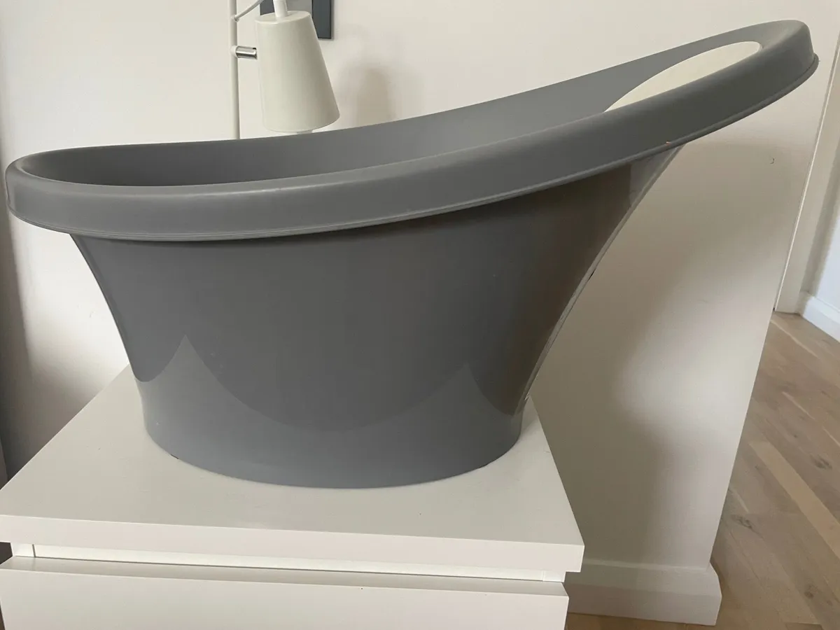 Baby bath x 2 - Image 4