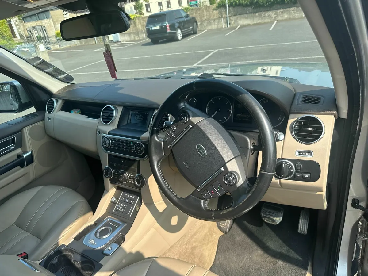Land Rover Discovery 4 2016 Comm 5 Seat - Image 1