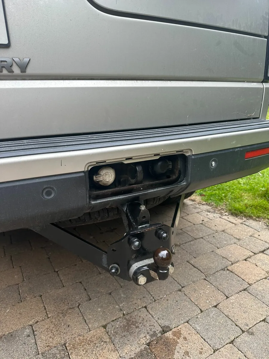 Land Rover Discovery 4 2016 Comm 5 Seat - Image 2