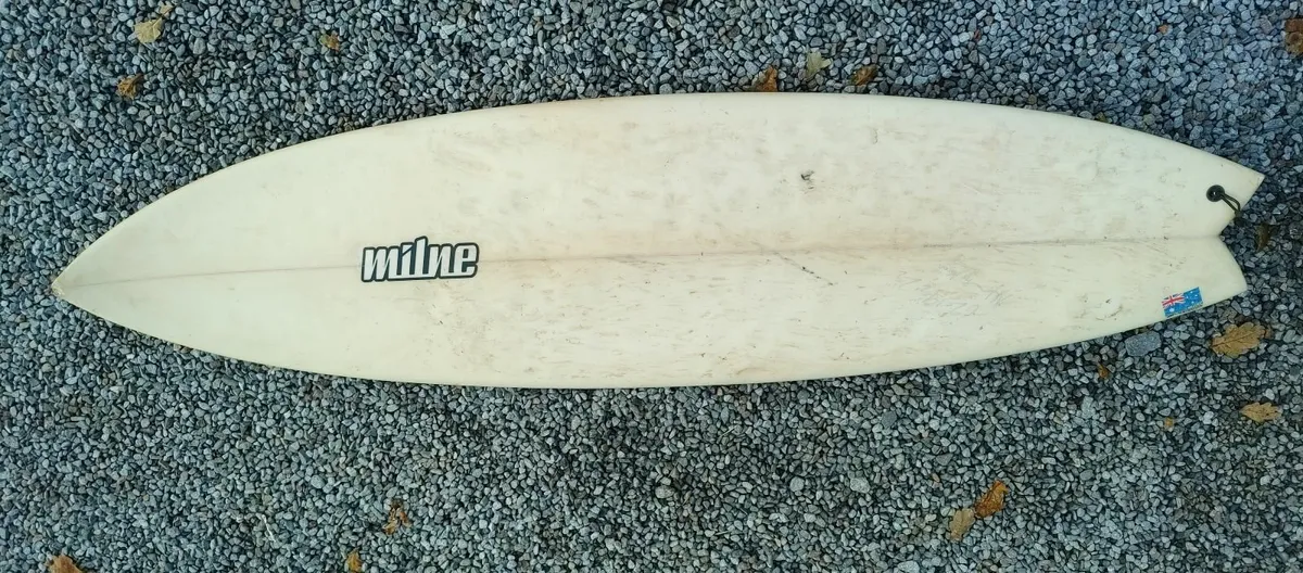 Surfboard - Image 2