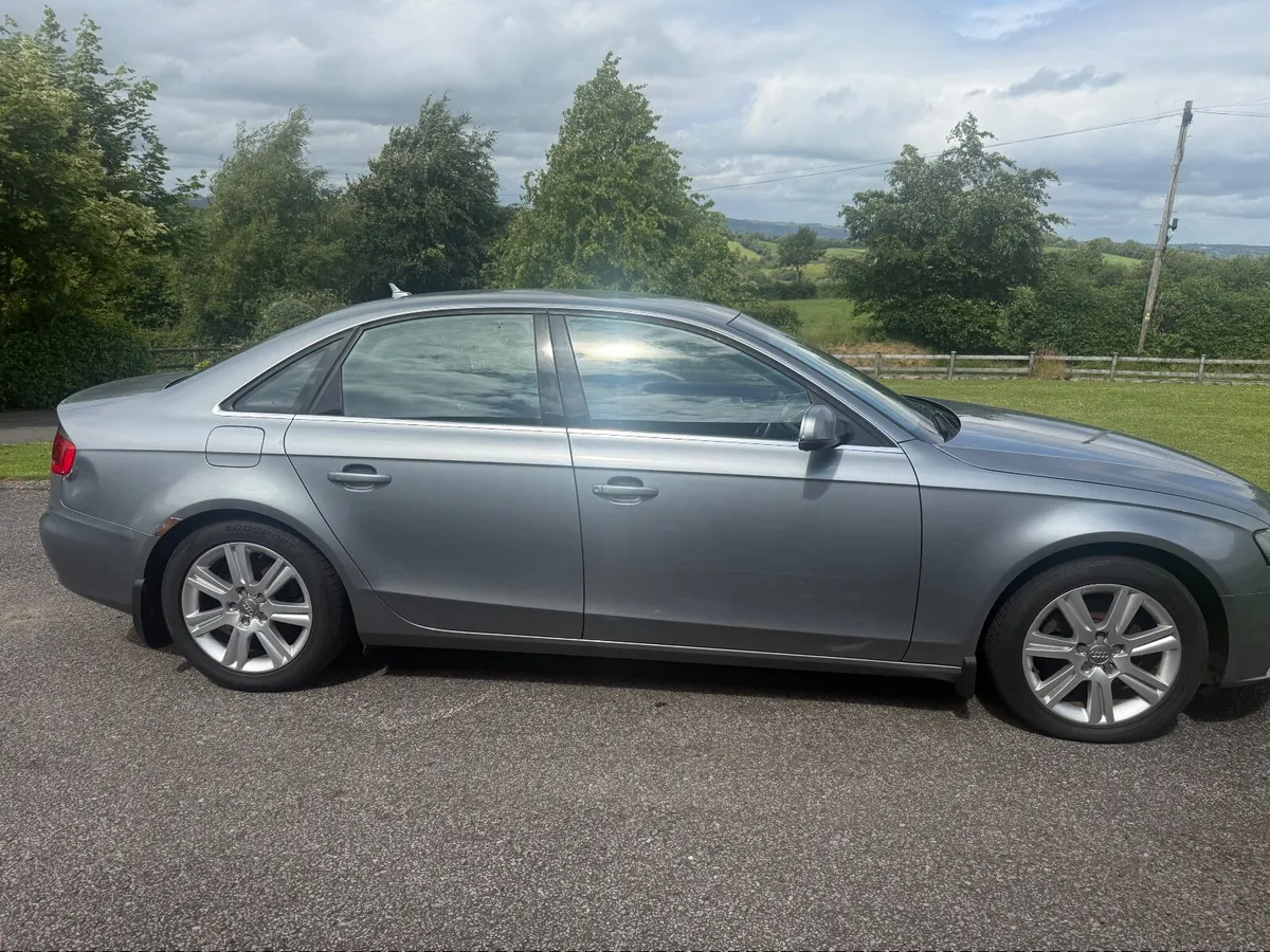 Audi A4 2012 - Image 1