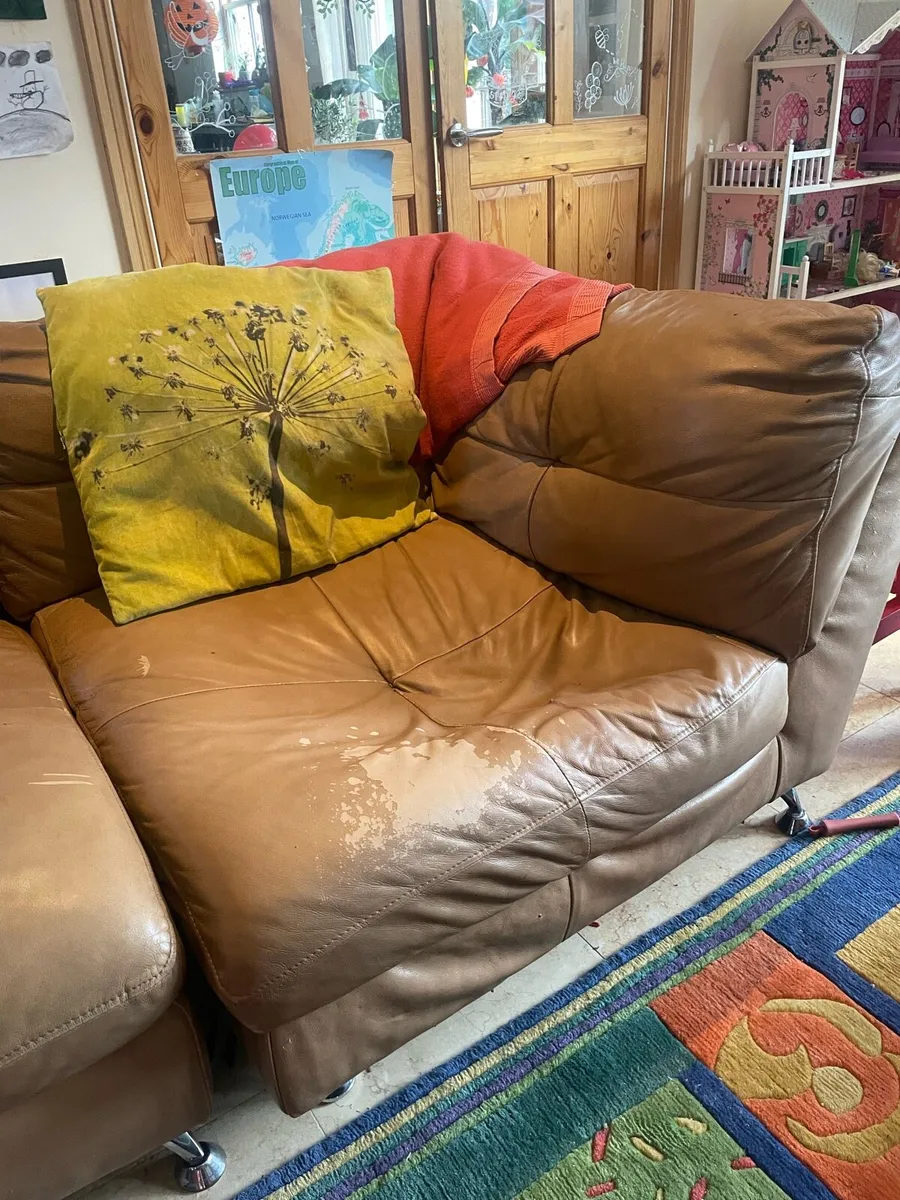 Leather corner Couch (or three piece) - Image 3