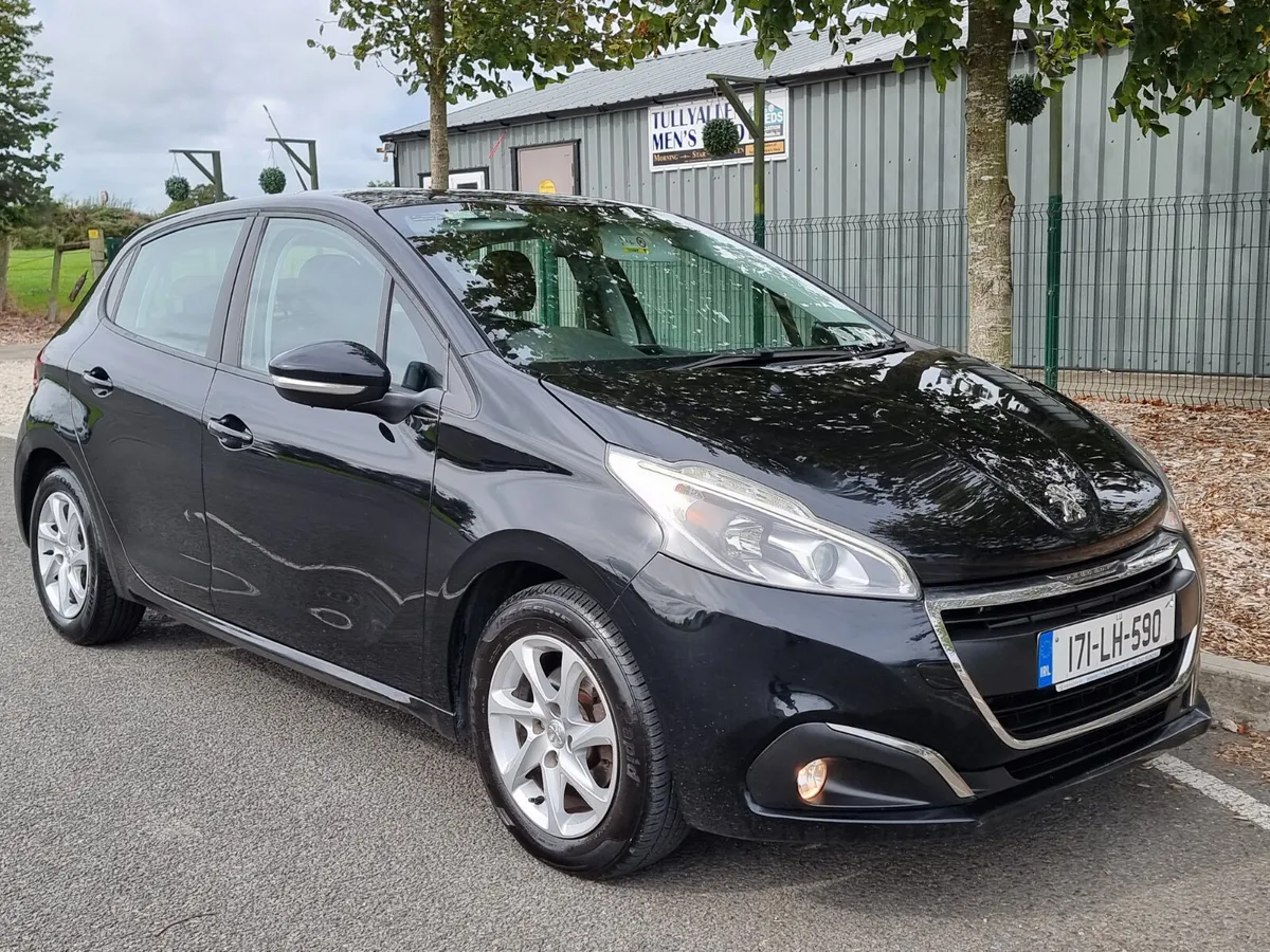 Peugeot 208 2017 petrol ⛽️ 1.2L €7900 - Image 3