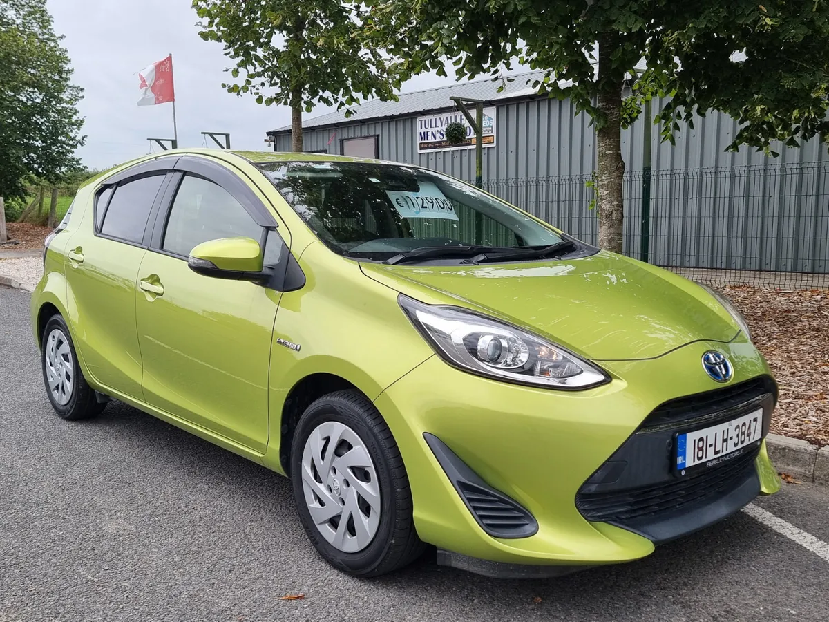 Toyota Aqua 2018 - Image 2