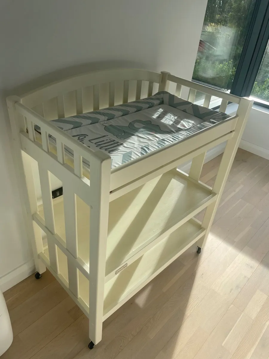 Mamas and Papas baby changing unit