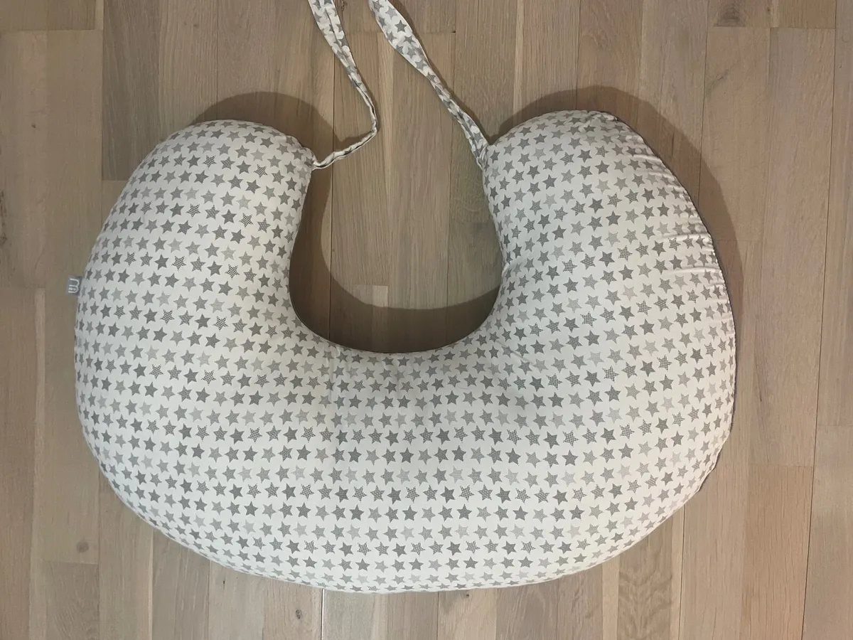 Breastfeeding and pregnancy pillows - Image 3