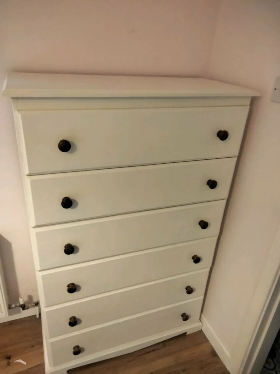 Large chest of drawers - Image 1