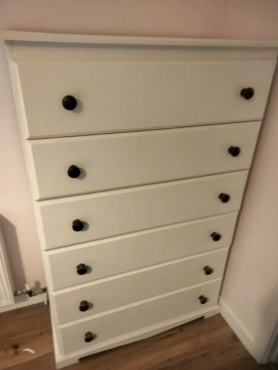 Large chest of drawers - Image 3