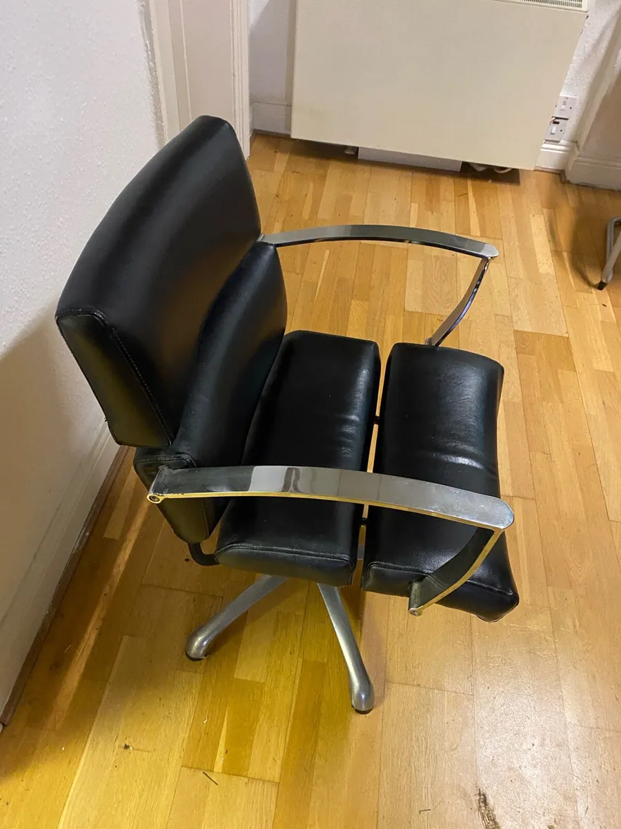 Vintage salon/office chair - Image 4