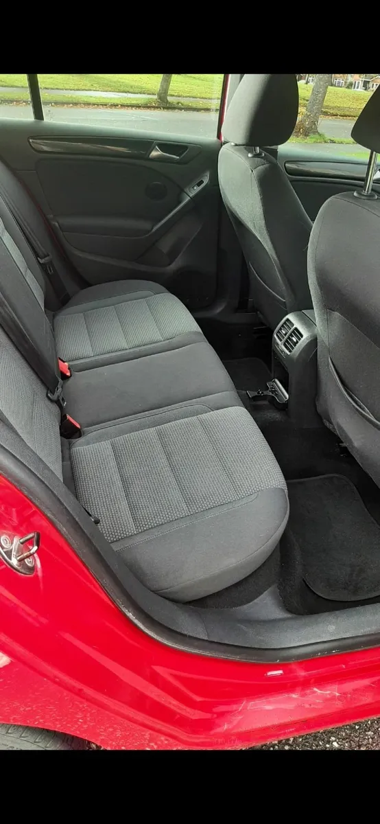 Volkswagen Golf 2010 - Image 3