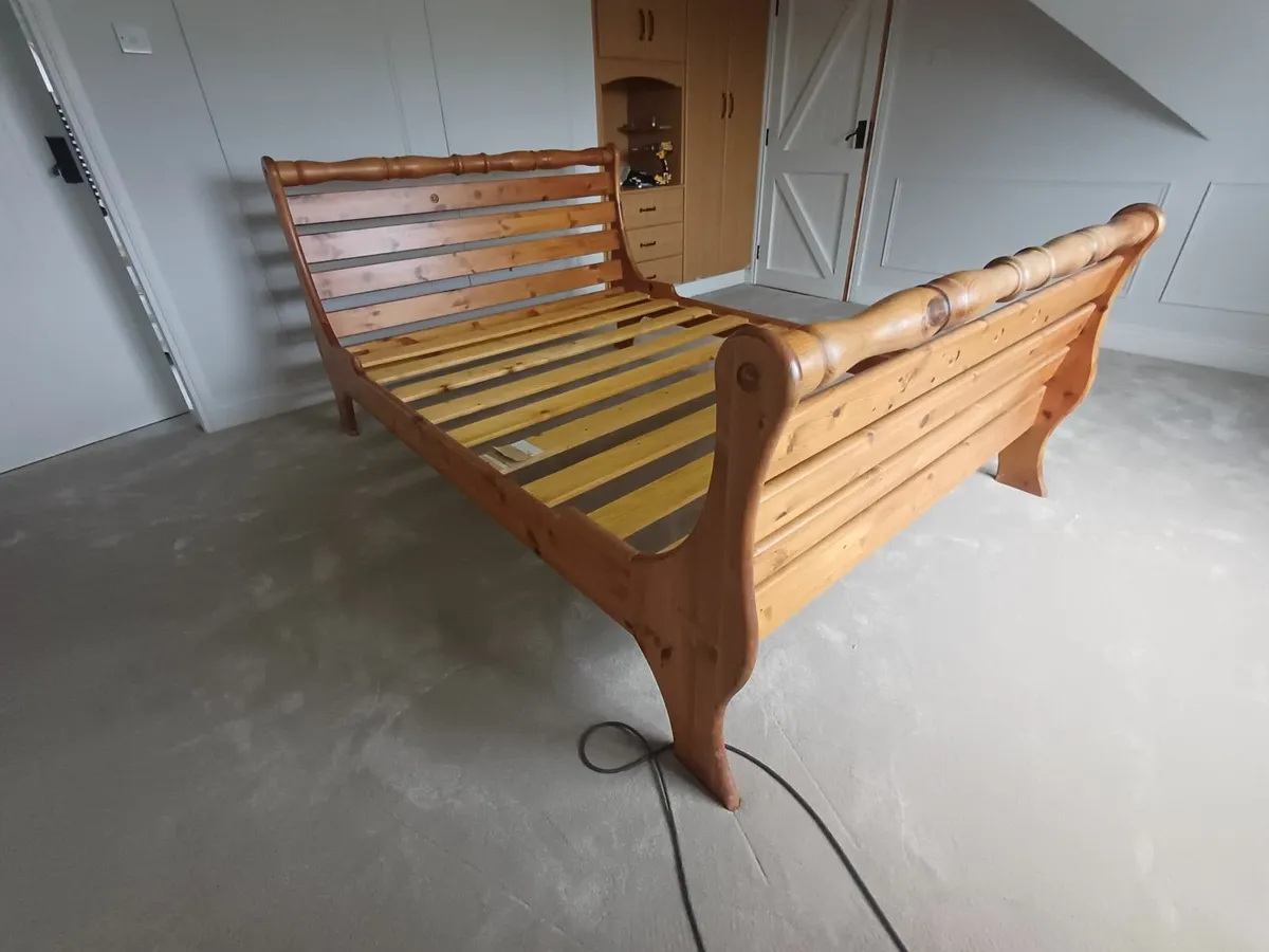 King size bed frame - Image 3