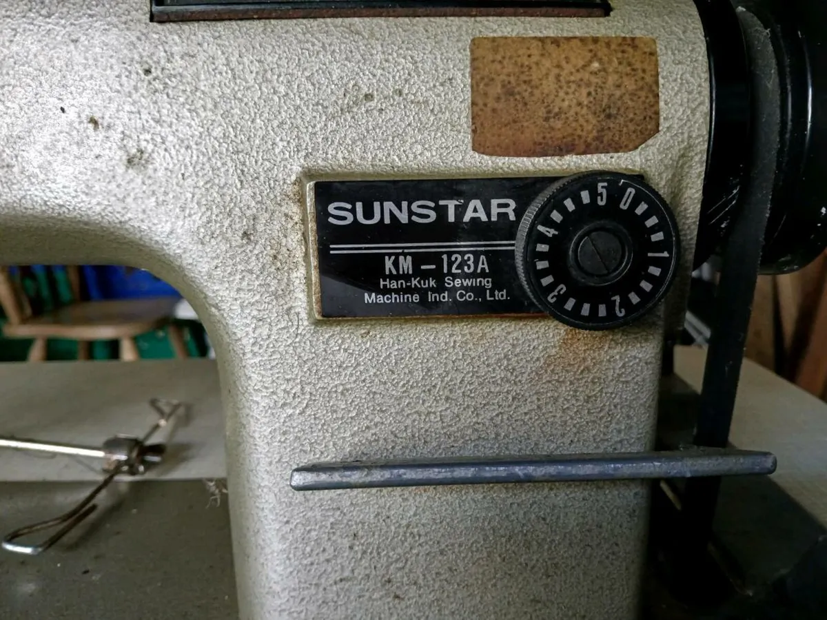 Sunstar Sewing Machine - Image 3