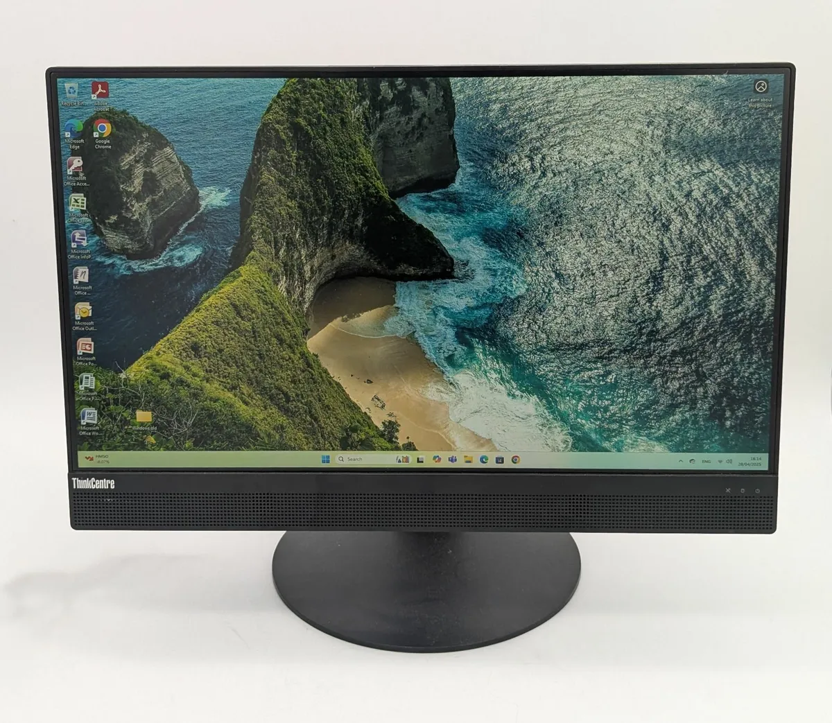 Lenovo M820z AIO Refurbished PC i5-8400 CPU - Image 1