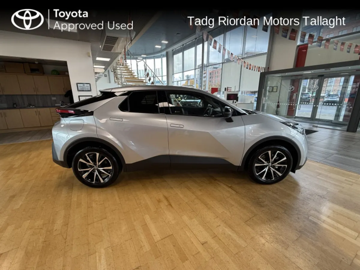 Toyota C-HR PHEV SPORT**** DEMO SALE BIG SAVINGS * - Image 3