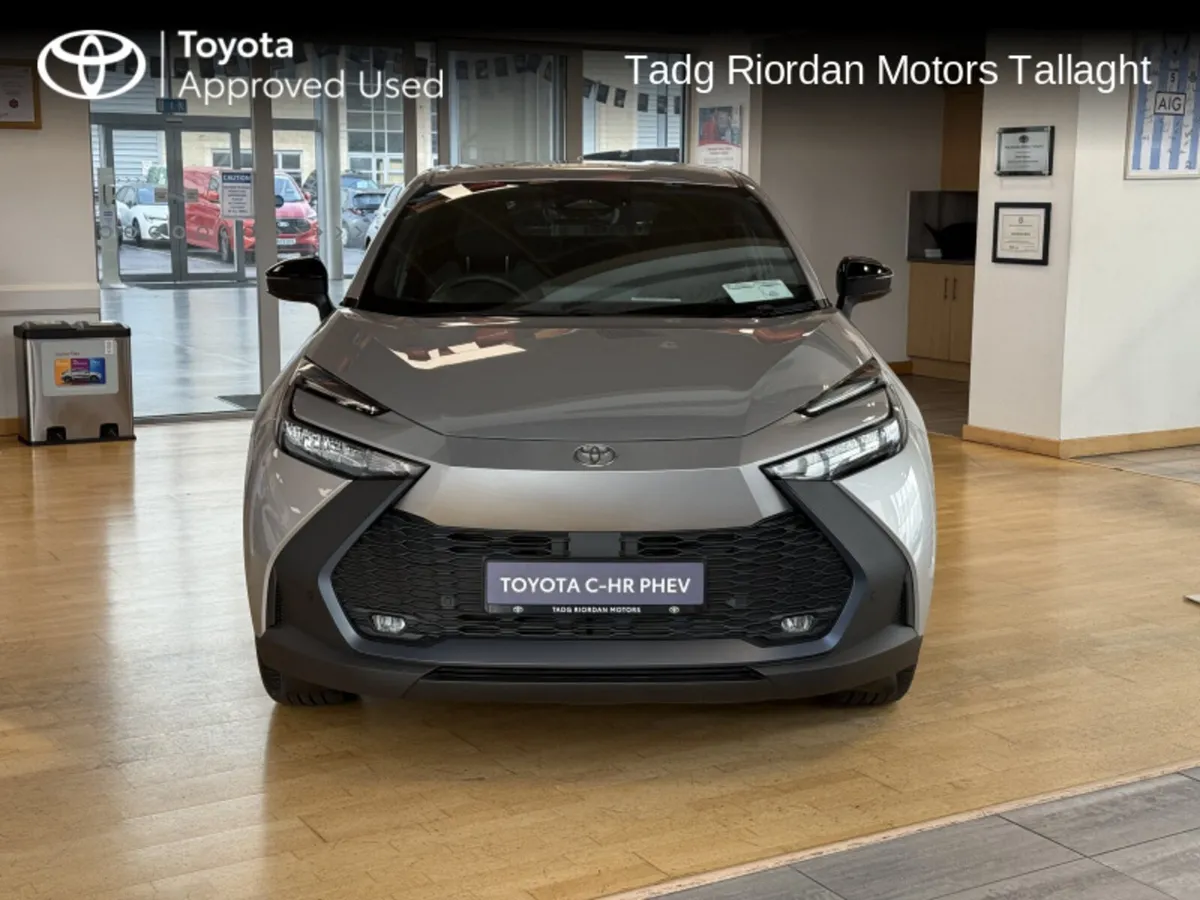 Toyota C-HR PHEV SPORT**** DEMO SALE BIG SAVINGS * - Image 4