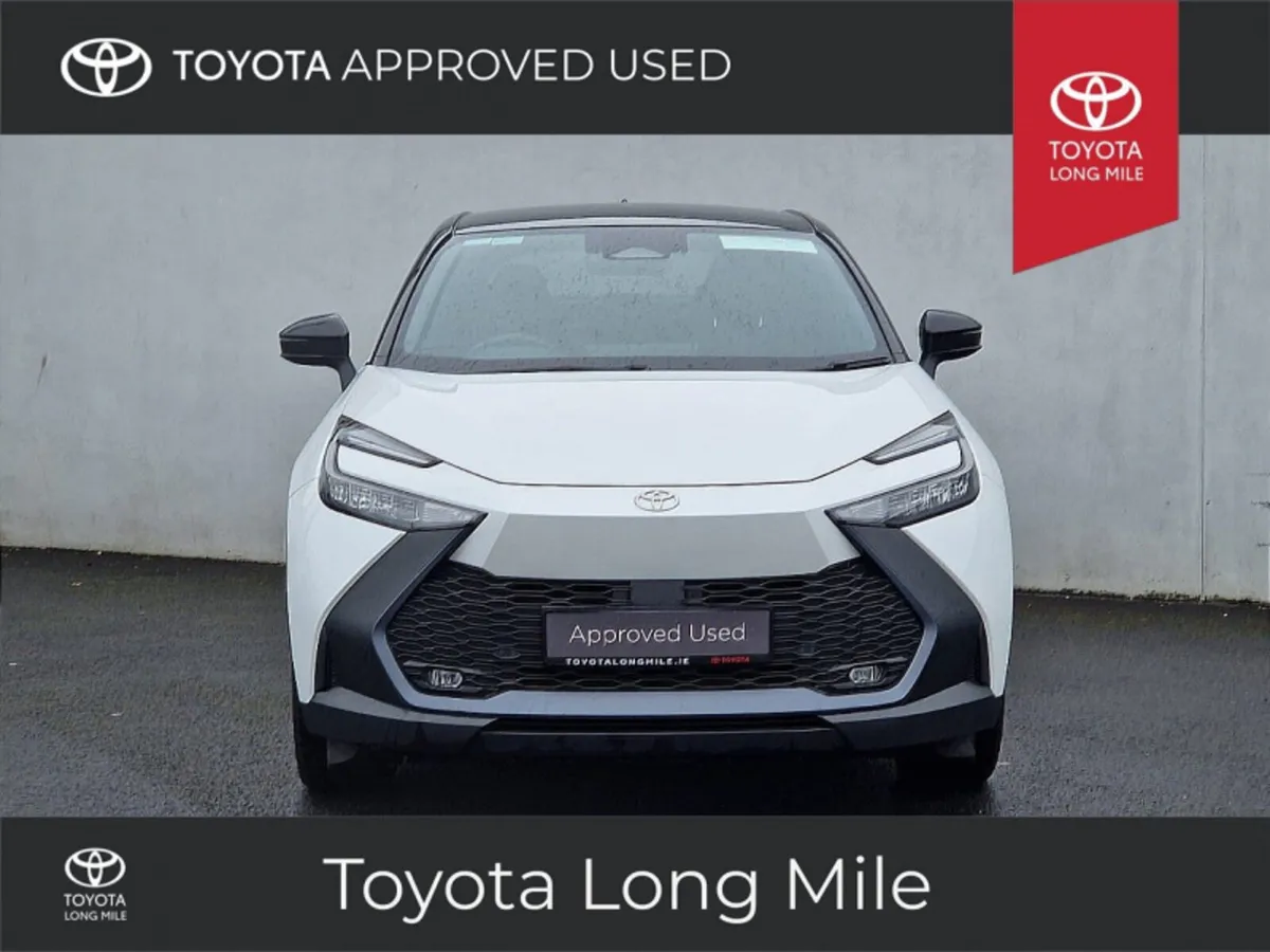 Toyota C-HR 2.0 Plug-in Hybrid Sport + - Image 4
