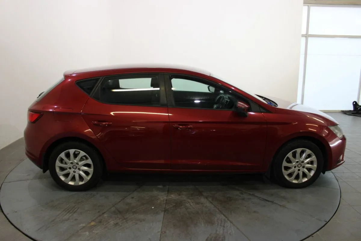 SEAT Leon 1.6 TDI SE 104BHP 5DR - Image 3