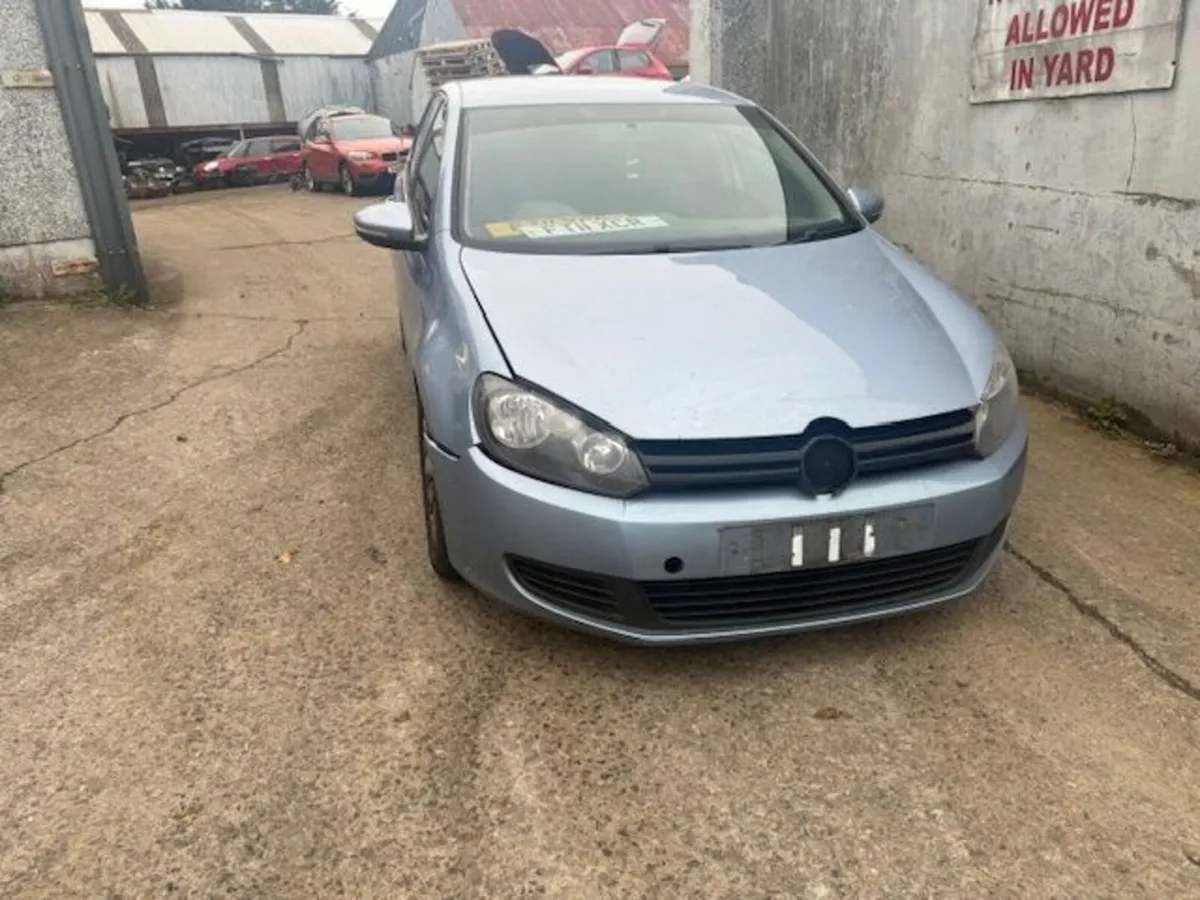 2011 VOLKSWAGEN GOLF 1.6L-D - Image 1