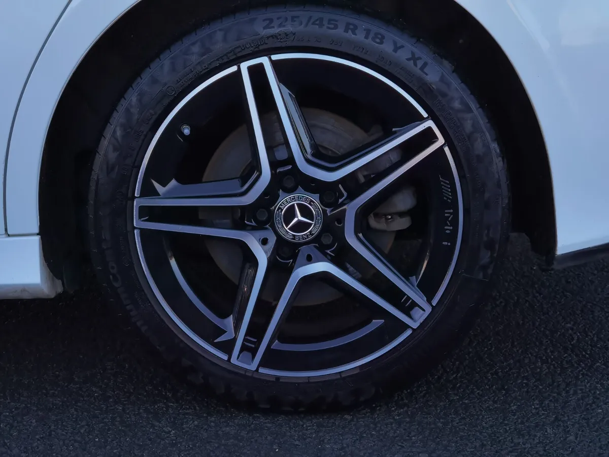 MERCEDES-BENZ A CLASS A250 E AMG LINE EXECUTIVE - Image 2