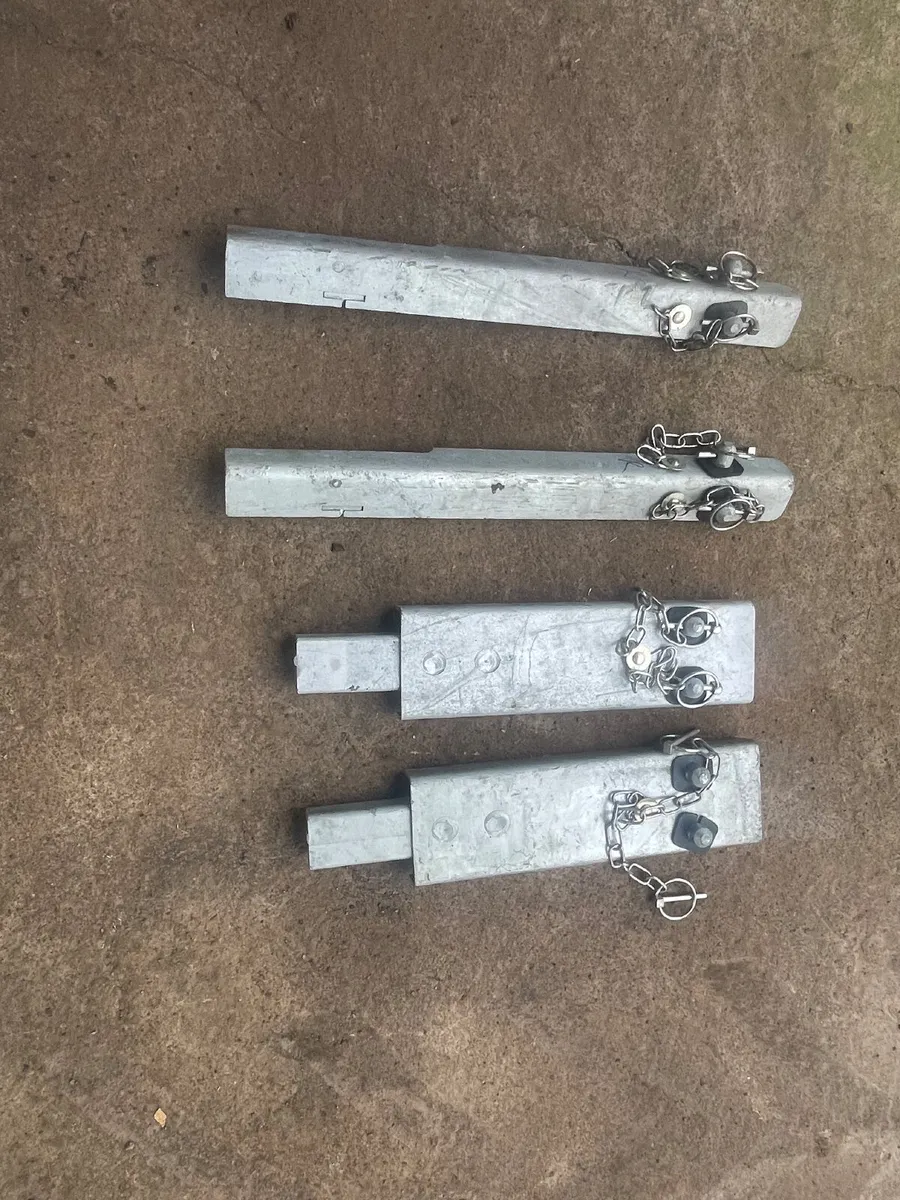 Ifor Williams corner posts