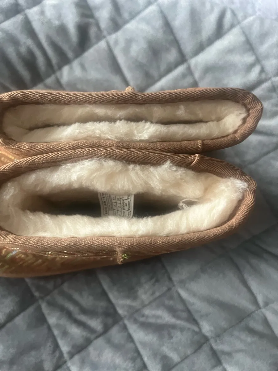 Ugg boots - Image 3