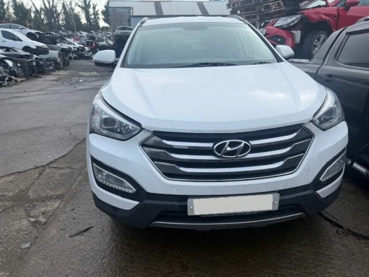 2014 HYUNDAI SANTA FE 2.2L-D - Image 1