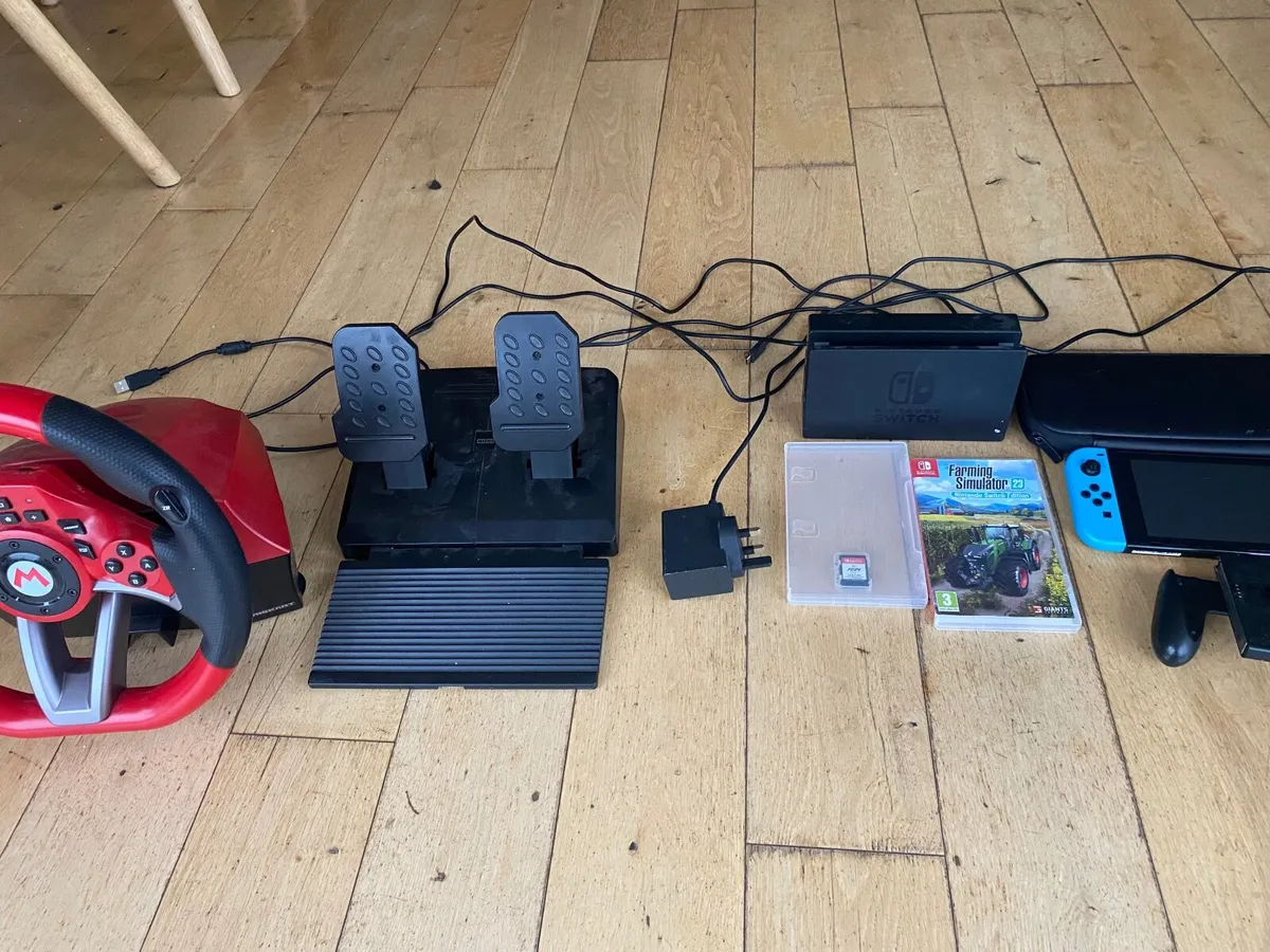 Nintendo switch - Image 1
