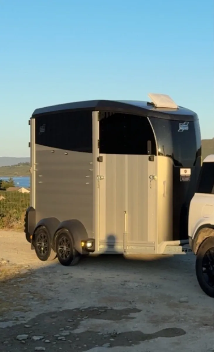 2025 Ifor Williams hbx 506