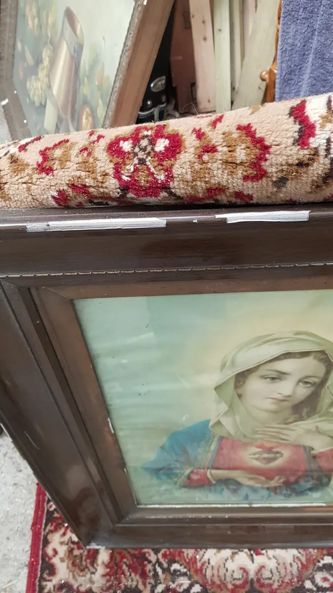 Holy Pictures - Image 4