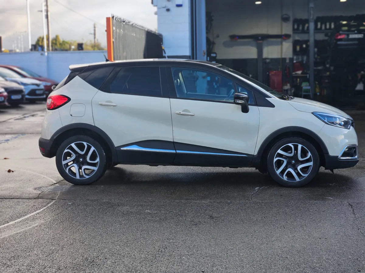 Renault Captur 1.5 DCi 90 Signature - Image 2