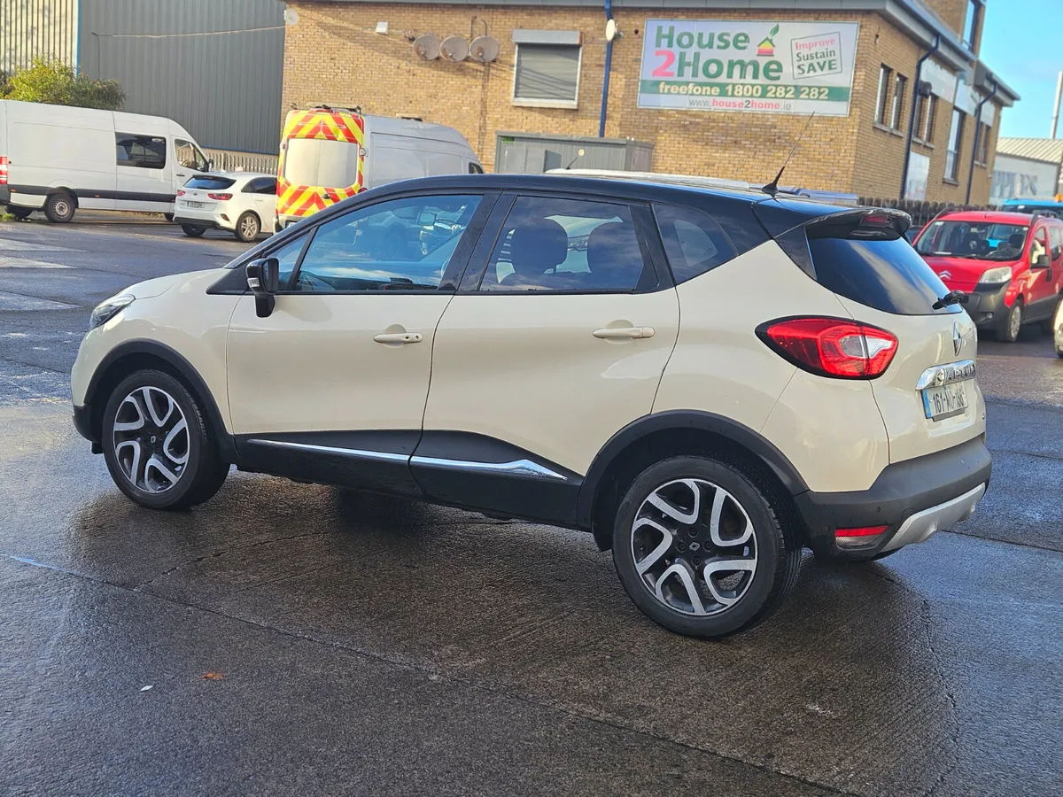 Renault Captur 1.5 DCi 90 Signature - Image 4