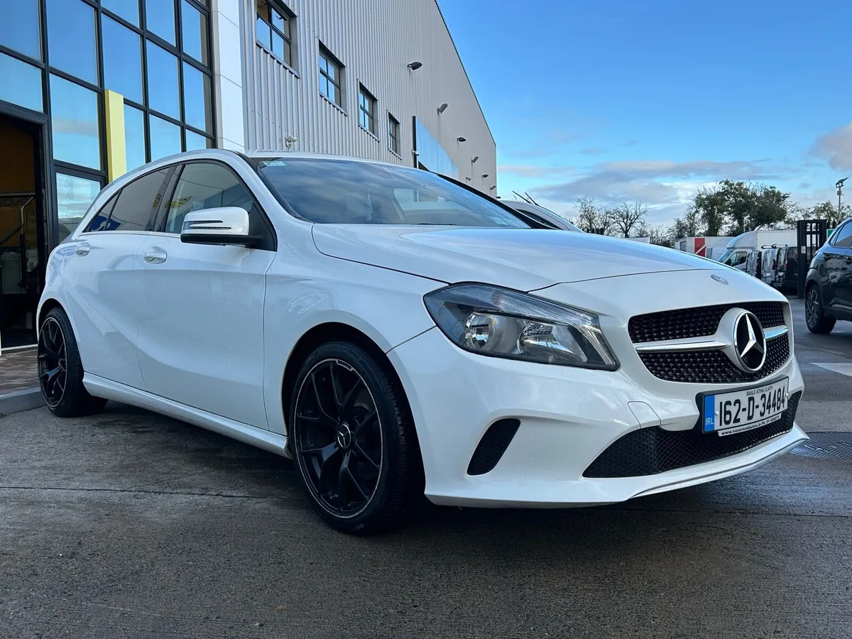 Mercedes-Benz A-class 2.1L -  A200 D SE 5DR - Image 3