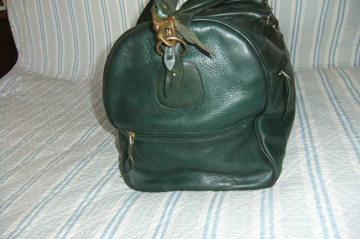 Chesneau Weekend / Travel Bag. - Image 3