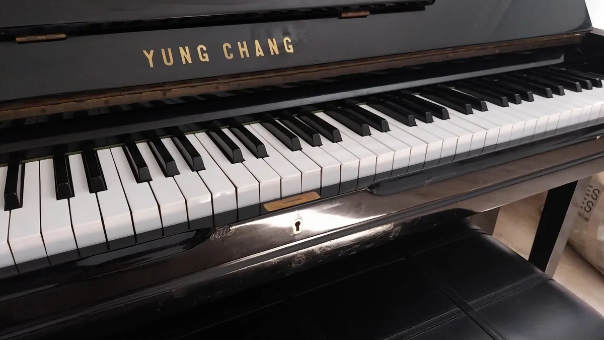 Upright Piano - Image 3