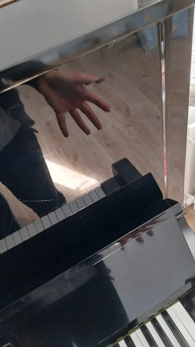 Upright Piano - Image 4