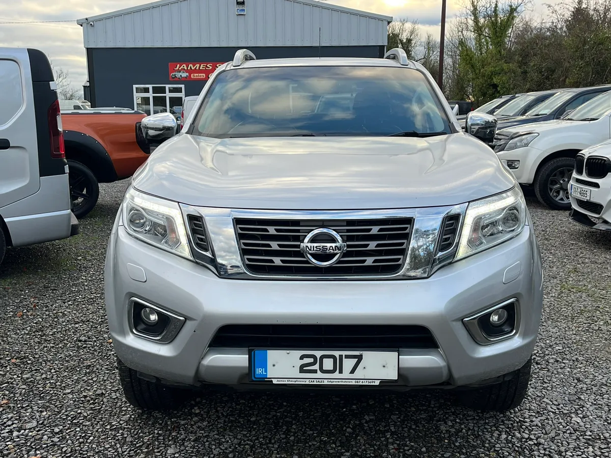 2017 NISSAN NAVARA 2.3 190BHP TEKNA *AUTO* - Image 2