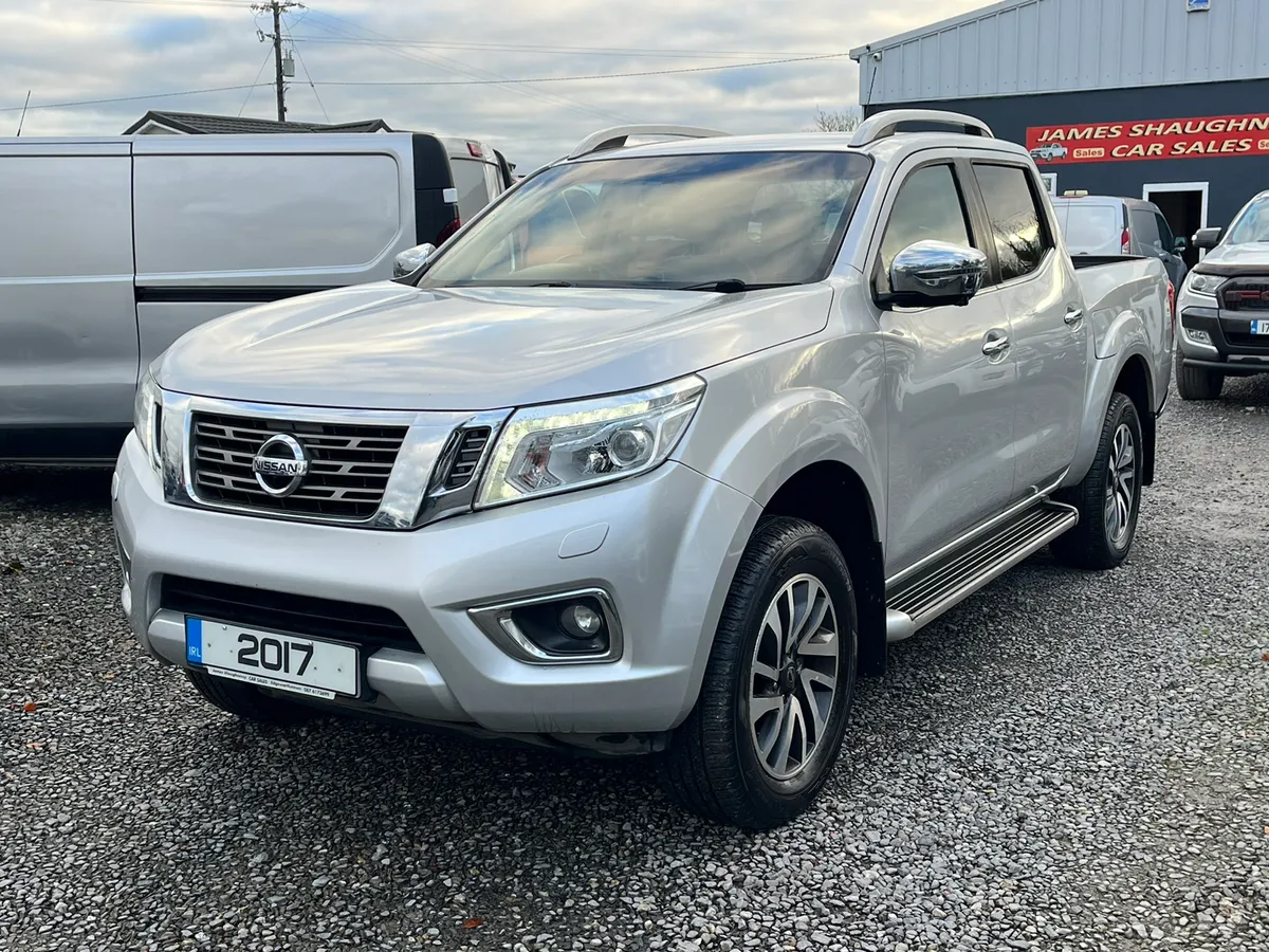 2017 NISSAN NAVARA 2.3 190BHP TEKNA *AUTO* - Image 3