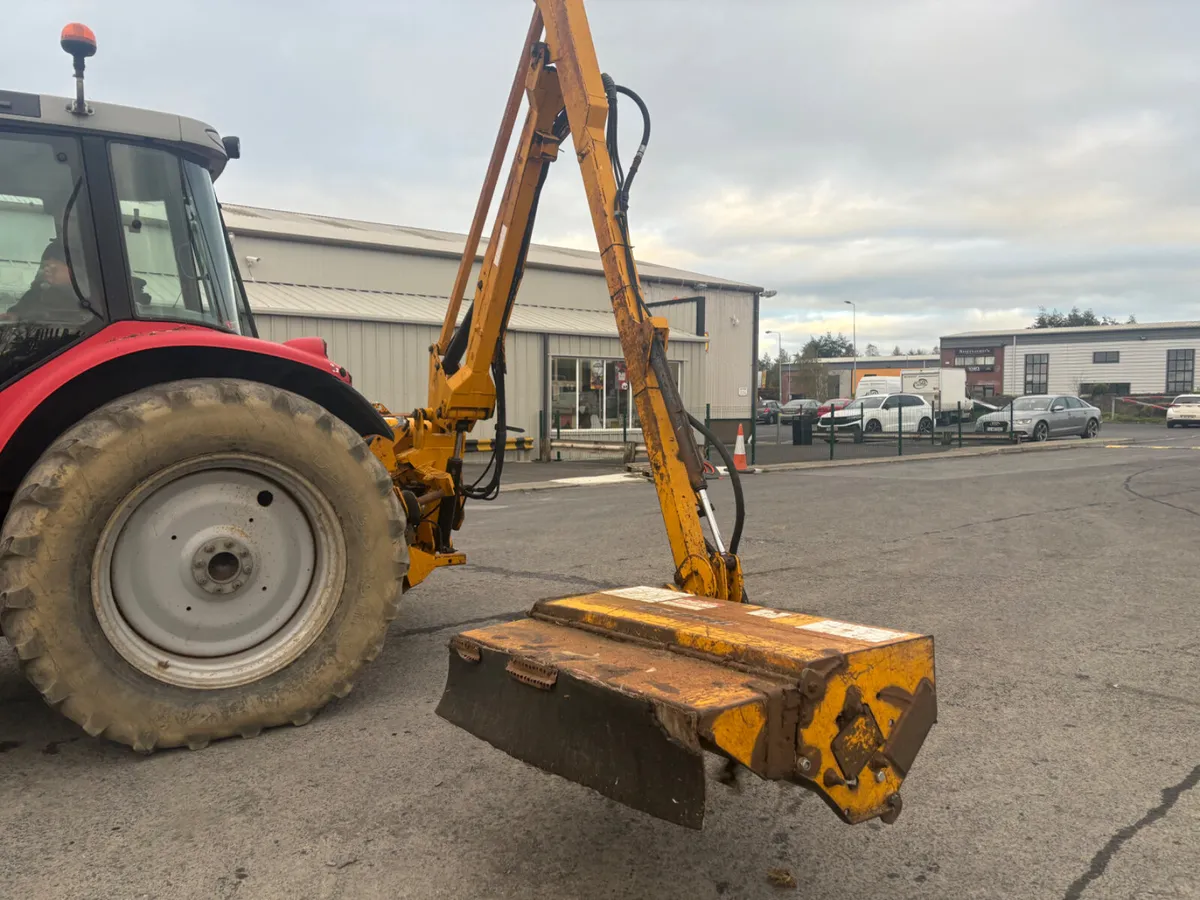 McConnel PA9058Hedgecutter - Image 2