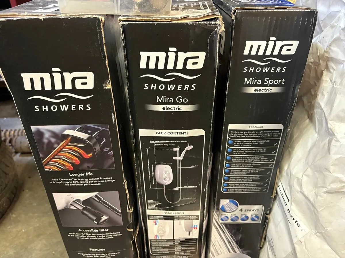 3 different Mira showers -