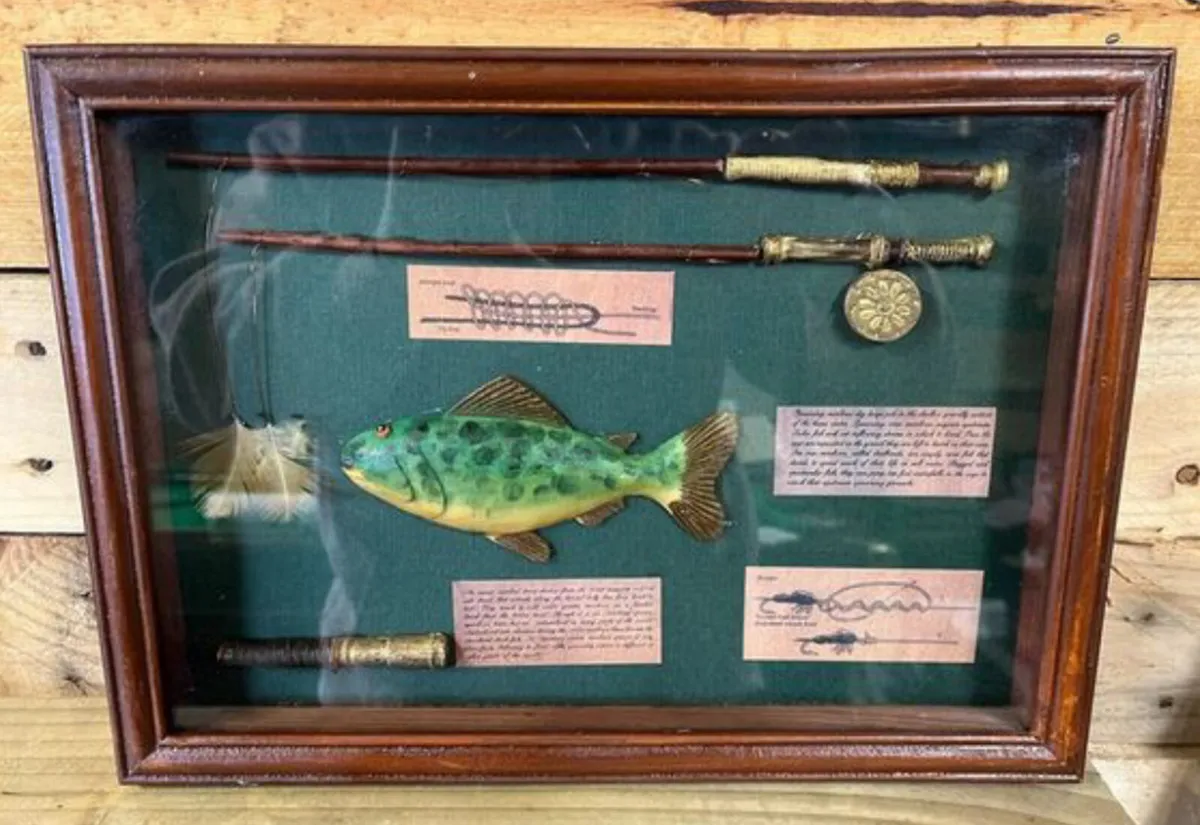 Vintage shadow box